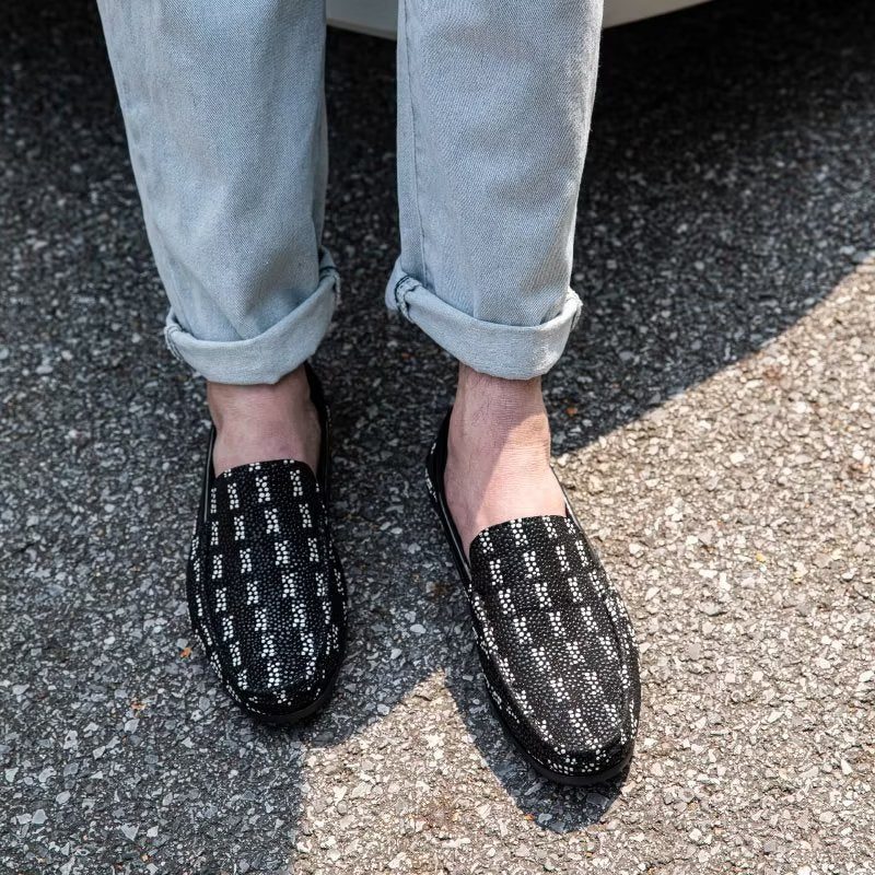 Loafers För Män Exotisk Metall Tå Slip On - Svart